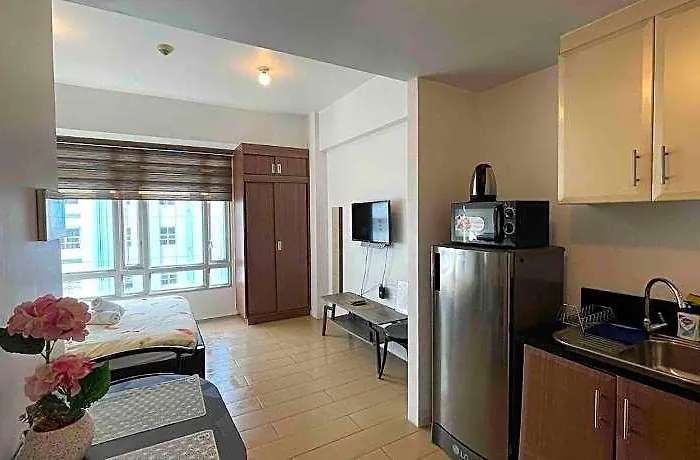 Unit Near Naia Terminal 3 Appartement *