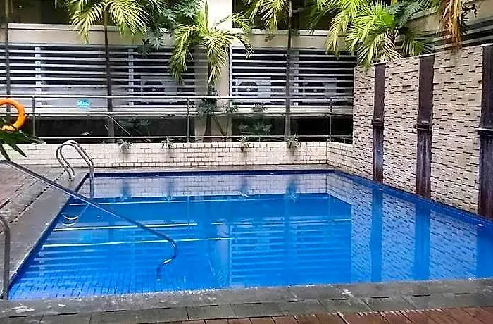 Unit Near Naia Terminal 3
