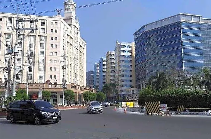 Unit Near Naia Terminal 3 Manille