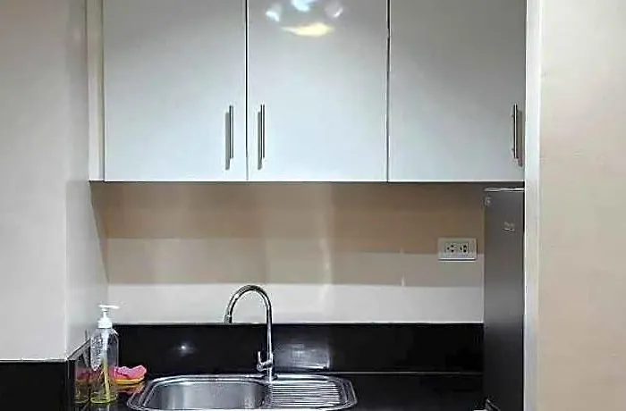 Unit Near Naia Terminal 3 *